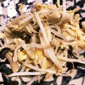 モモあき's cooksnap of when they made 78.5 円しめじともやしと卵の炒め物.