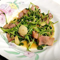 moiaussi's cooksnap of when they made 簡単♡豆苗とベーコンのガーリック炒め.
