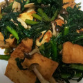☆マカロンmama☆'s cooksnap of when they made 厚揚げ・春菊・しめじの生姜醤油炒め.