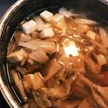 yukoahi's cooksnap of when they made 舞茸と白菜のコンソメスープ.