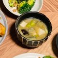 チャックねこ☆'s cooksnap of when they made 作り置き！揚げナスと玉ねぎのお味噌汁.