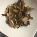 やーしー's cooksnap of when they made しめじと長ネギのピリ辛醤油炒め.