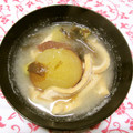 がっしゅまま's cooksnap of when they made 玉ねぎと油揚げとわかめの味噌汁.