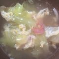 わたるんママ's cooksnap of when they made ☆白だしでふんわり卵とカニキャベスープ☆.