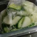 sakuradesu's cooksnap of when they made 簡単☆ジップロックで作る大根の漬物.