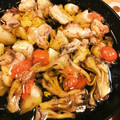 はんま's cooksnap of when they made ✧*鶏肉とトマトの簡単アヒージョ̩☽⋆゜.