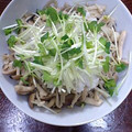 NEXT LEVEL's cooksnap of when they made きのこのみぞれかけ.