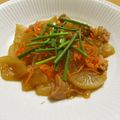もんしゅしゅ's cooksnap of when they made 圧力鍋で！鶏肉と大根とにんじんの炒め煮♪.