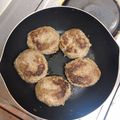 オジリメシ's cooksnap of when they made うちの自家製ハンバーグ☆簡単.