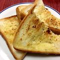 フジぽん's cooksnap of when they made 超簡単！ビールが進む！ガーリックトースト.