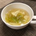 ♡てるてる♡'s cooksnap of when they made 【簡単】カリフラワーとレタスのスープ.