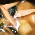 クリーピングタイム☆'s cooksnap of when they made 筍とじゃがいもの味噌汁♪.