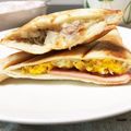 ♡кауо♡'s cooksnap of when they made ハムとチーズと卵のホットサンド.