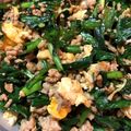 モーーさん's cooksnap of when they made ランチに簡単♪挽き肉入りのニラ玉丼.
