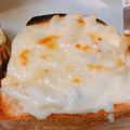 クックBGSX9R☆'s cooksnap of when they made 簡単！我が家の「厚焼きグラタントースト」.