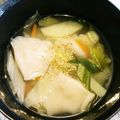 ☆momomama☆'s cooksnap of when they made 簡単！水餃子と野菜の中華スープ.