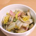 すずなまり's cooksnap of when they made 塩漬け白菜とまいたけのバター醤油炒め.