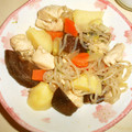 白いぐれーぷ's cooksnap of when they made 鶏肉としいたけとしらたきの煮物.