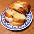 megland's cooksnap of when they made カマンベールとニンニクのバケットサンド.