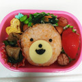 みわたけ's cooksnap of when they made 簡単★くまのデコおにぎり弁当.