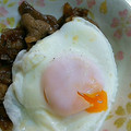 mimianko's cooksnap of when they made 豚こまガリバタ照り焼き☆半熟目玉焼きのせ.