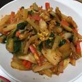 みー３２'s cooksnap of when they made 大根 人参 白菜 ニラ卵で☆キムチ炒め♡.