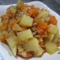 ちばたま's cooksnap of when they made じゃがいもとにんじんの甘辛そぼろ煮.