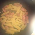 クック8S09BZ☆'s cooksnap of when they made じゃがいもとソーセージのマヨ炒め.