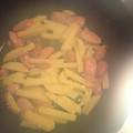 クック8S09BZ☆'s cooksnap of when they made じゃがいもとソーセージのマヨ炒め.