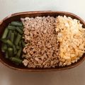 働く女子の台所's cooksnap of when they made 簡単！鶏そぼろ弁当.