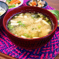 ちゃぴ♥'s cooksnap of when they made しめじとわかめとネギのおみそしる.