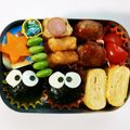 hiramadam's cooksnap of when they made トトロ＊まっくろくろすけ＊キャラ弁.
