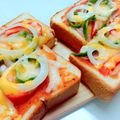 サンディサンディ's cooksnap of when they made ハムとピーマンのピザトースト.