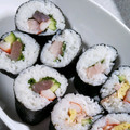 かにさんこ's cooksnap of when they made 巻き寿司①.