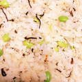 みほぐま's cooksnap of when they made 枝豆と塩昆布の混ぜご飯。.