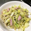 ゆきにゃーんっ's cooksnap of when they made キャベツとウインナーの黒ゴマパスタ.