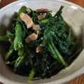 低カロ探検隊's cooksnap of when they made 春菊とベーコンの美味しい炒め.