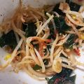 クッキングホチョ's cooksnap of when they made 混ぜるだけ ラーメン屋にありそうなもやし.