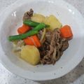 よっしぃ☆★'s cooksnap of when they made 簡単肉じゃが.