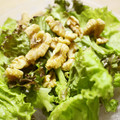 maruru-nn's cooksnap of when they made ちぎりレタスと胡桃のサラダ.