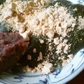 ねこはがき's cooksnap of when they made 簡単過ぎw よもぎ餅 あんこ&きな粉がけ.