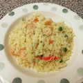 料理も少し頑張ります's cooksnap of when they made 炊飯器で簡単！エビピラフ！.