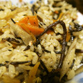 rakuen's cooksnap of when they made ★簡単♡鶏むね肉とひじきの炊き込みご飯★.