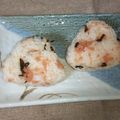 ＊coron＊'s cooksnap of when they made 鮭フレークと塩昆布の簡単おにぎり♪.