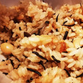 ハッピィ0730's cooksnap of when they made 大豆で！鮭フレークと一緒に炊き込みご飯.