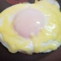 きつねどんべい's cooksnap of when they made 簡単☆チーズのせ目玉焼き(๑>◡<๑).
