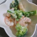 メイプル⌘'s cooksnap of when they made アボカド＆ブロッコリーのエビマヨサラダ.