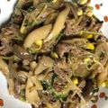 チワワのちーくん's cooksnap of when they made 牛肉と豆苗のオイスターソース炒め.