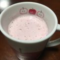✴︎こっこ✴︎'s cooksnap of when they made 簡単 濃厚いちごみるく スムージー.