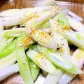 tomo1023jp's cooksnap of when they made 赤葱のごま油和え.